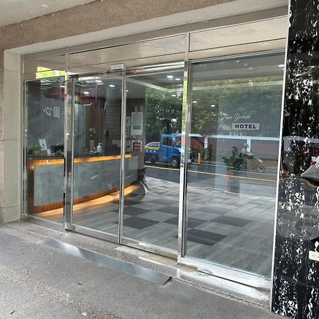 心園生活旅店 Xin Yuan Hotel Hsichu-stad Buitenkant foto