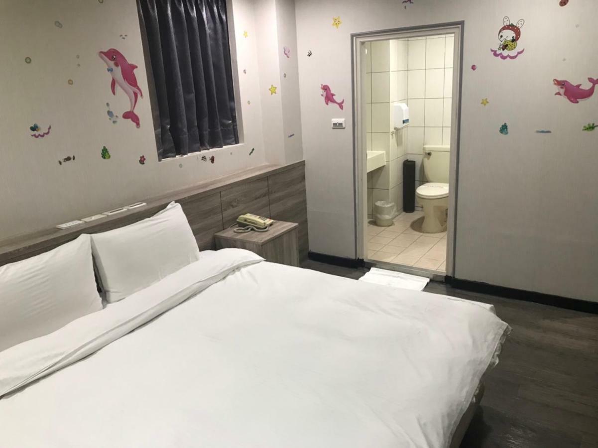 心園生活旅店 Xin Yuan Hotel Hsichu-stad Buitenkant foto