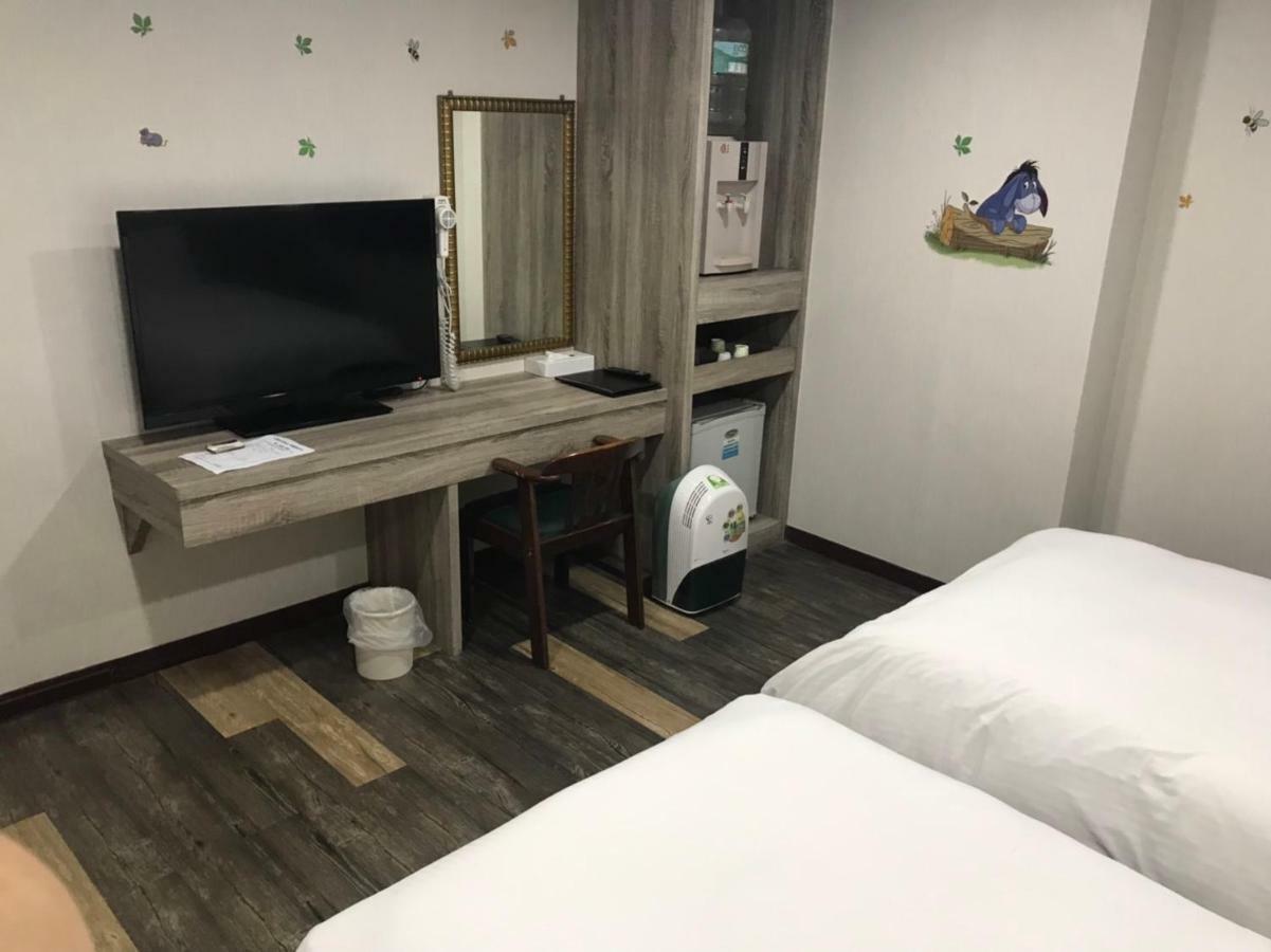 心園生活旅店 Xin Yuan Hotel Hsichu-stad Buitenkant foto